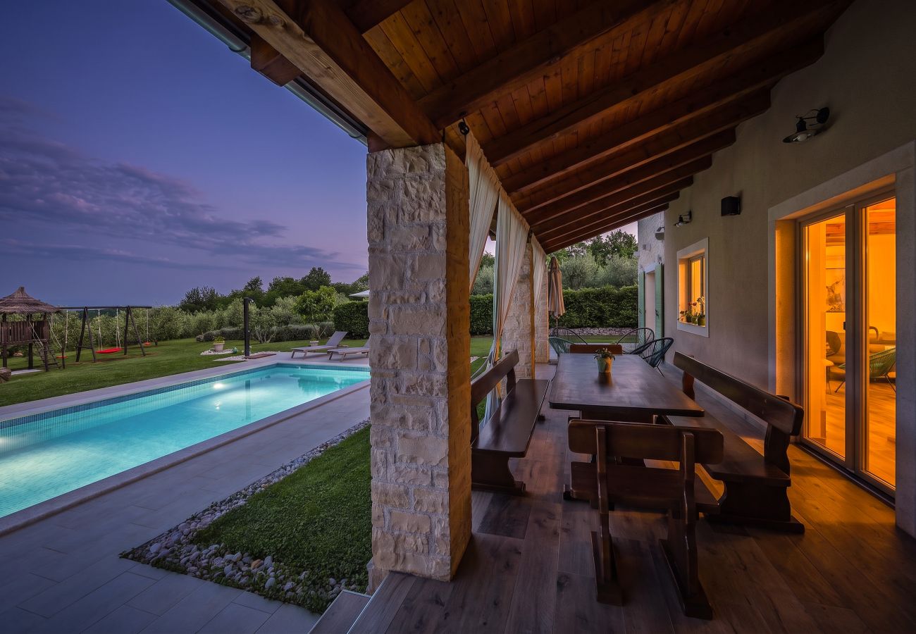 Villa in Srebrnići - Villa Stella Polaris for 8 persons in Central Istria with private pool, sea view, large garden & kids playground