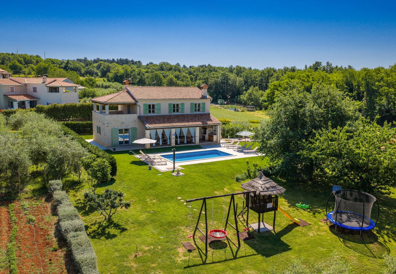 Villa in Srebrnići - Villa Stella Polaris for 8 persons in Central Istria with private pool, sea view, large garden & kids playground