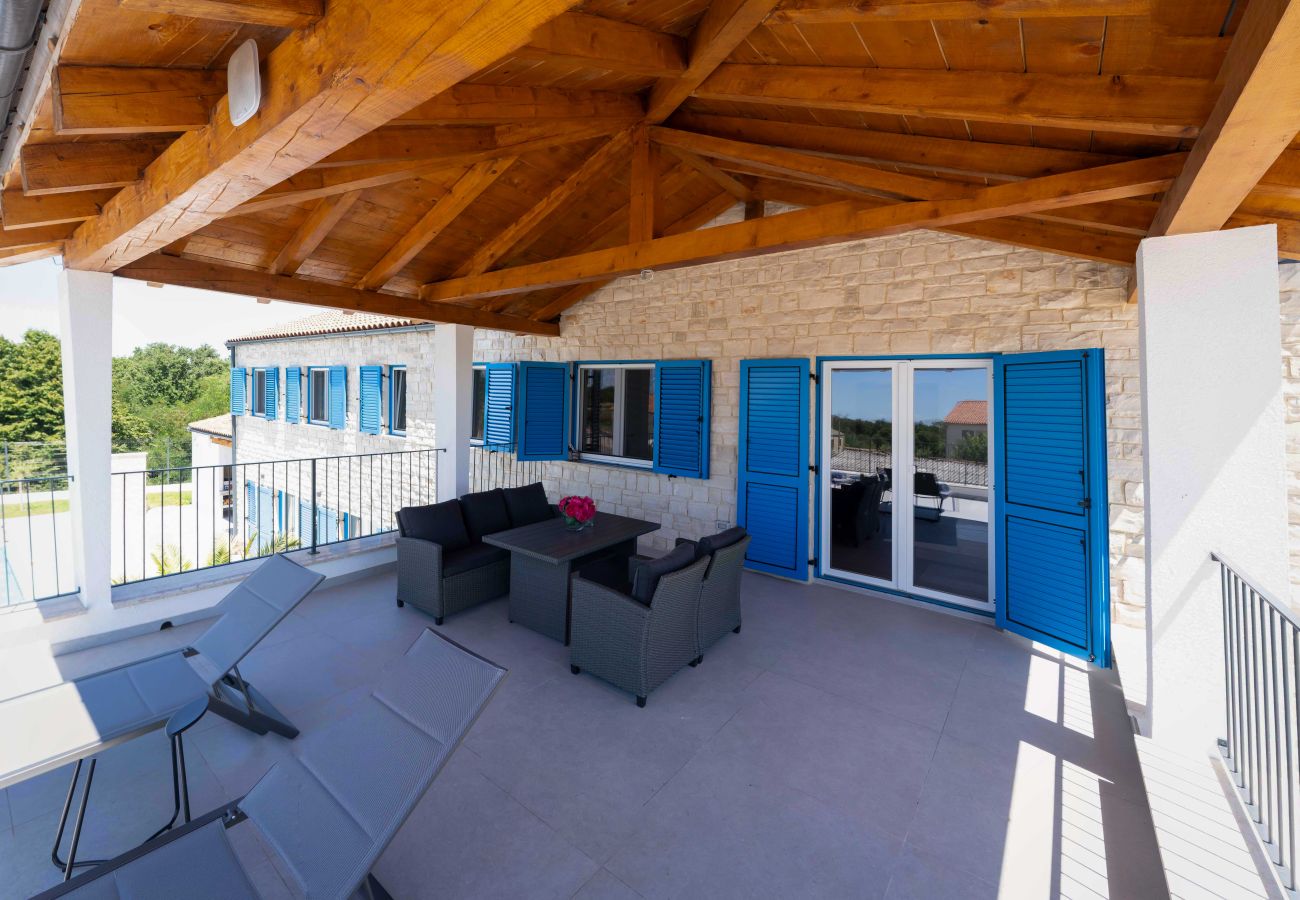 Villa in Rapavel - Villa Blue Moon