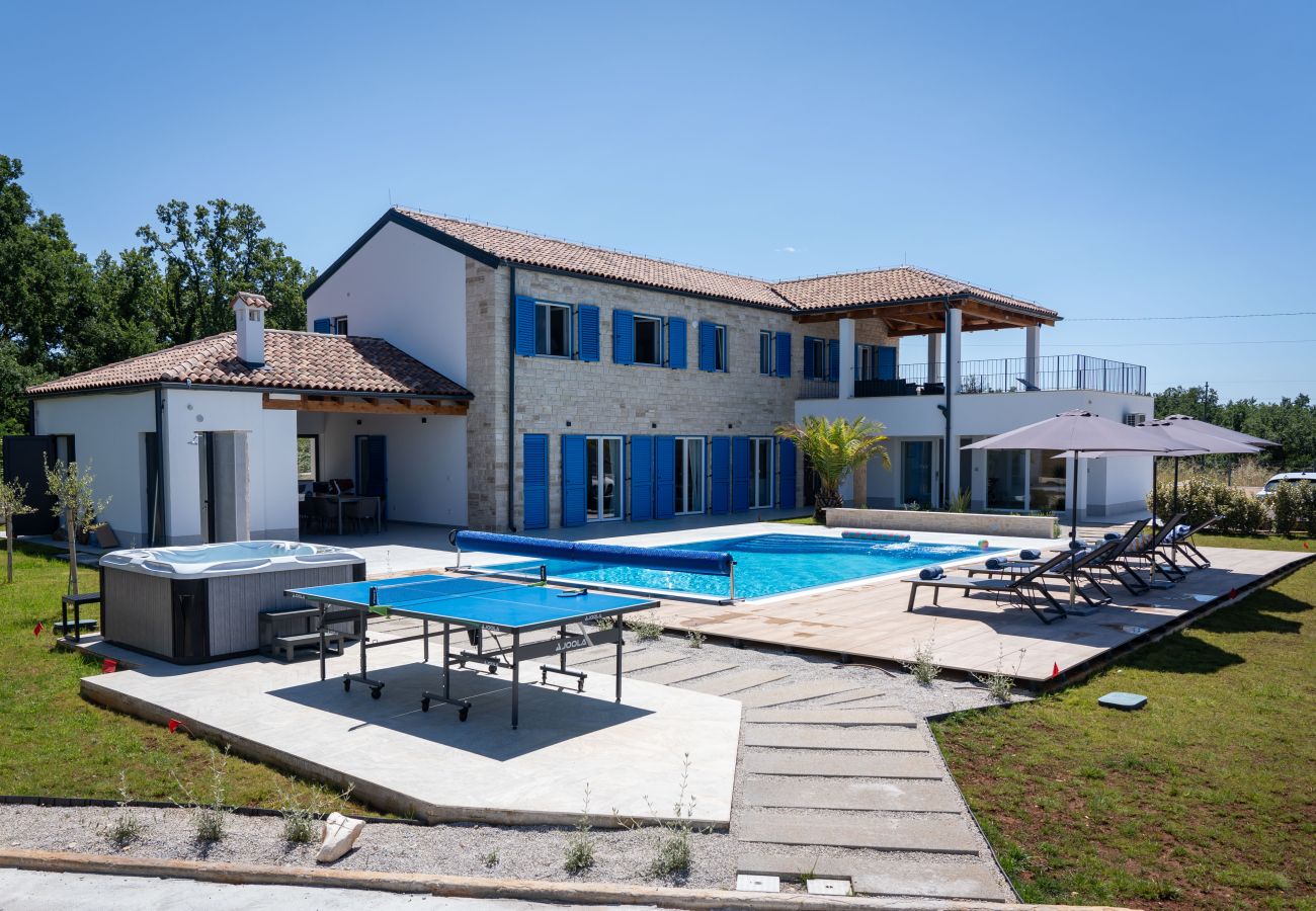 Villa in Rapavel - Villa Blue Moon
