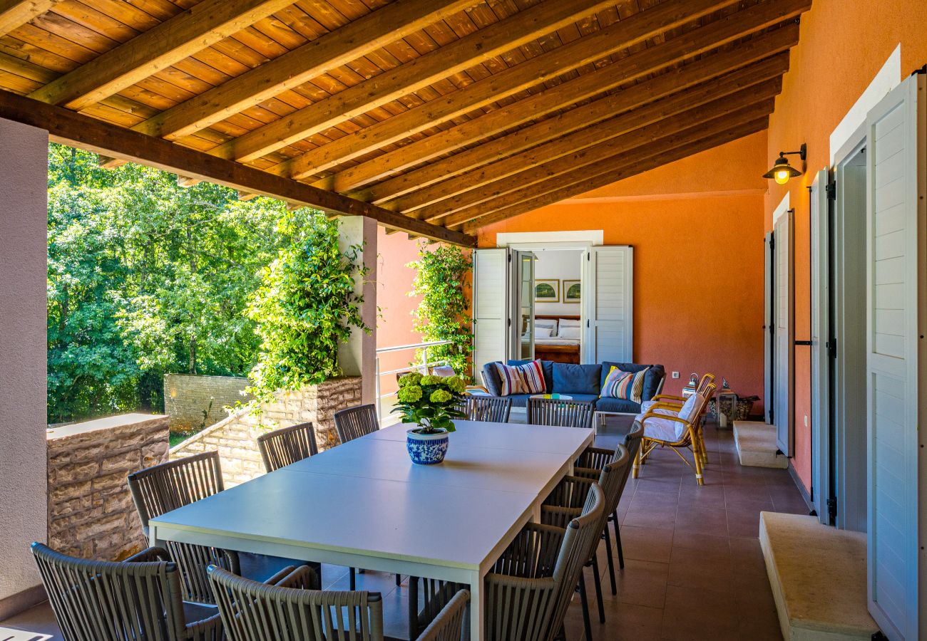 Villa in Modrušani - Villa Tre Colonne for 10 persons in Central Istria with 60 m2 private pool, mini golf & sauna 