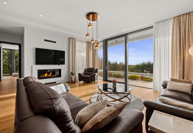 Villa in Brtonigla - Villa Miracle for 5 persons near Novigrad with wellness area, 50 m2 heated pool & sea view