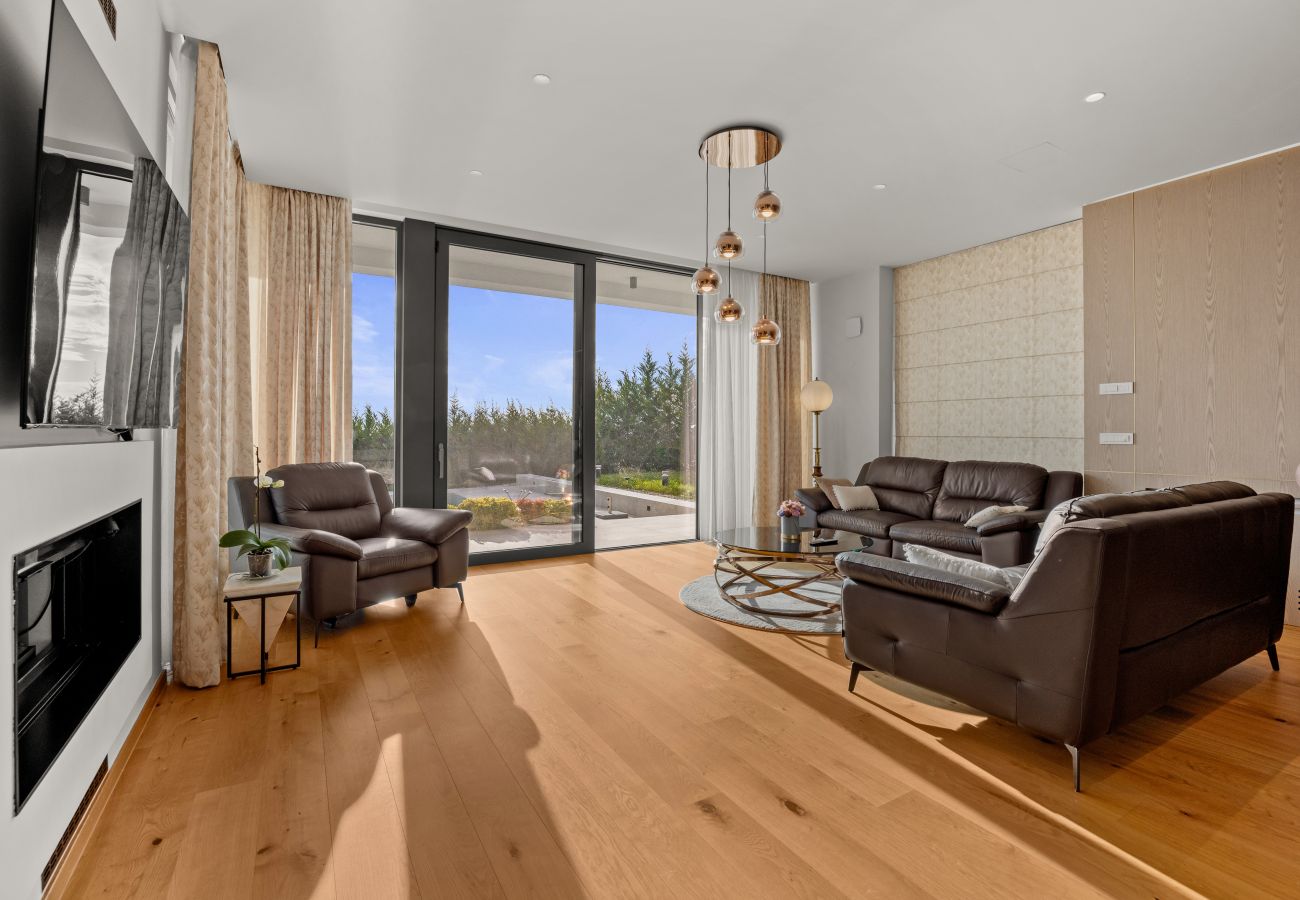 Villa in Brtonigla - Villa Miracle for 5 persons near Novigrad with wellness area, 50 m2 heated pool & sea view