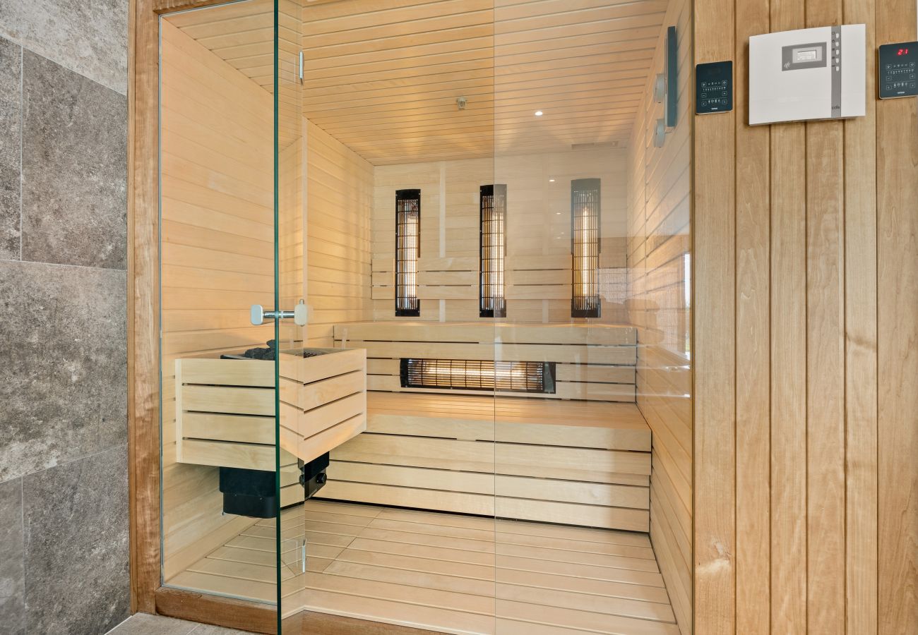 Villa in Brtonigla - Villa Miracle for 5 persons near Novigrad with wellness area, 50 m2 heated pool & sea view