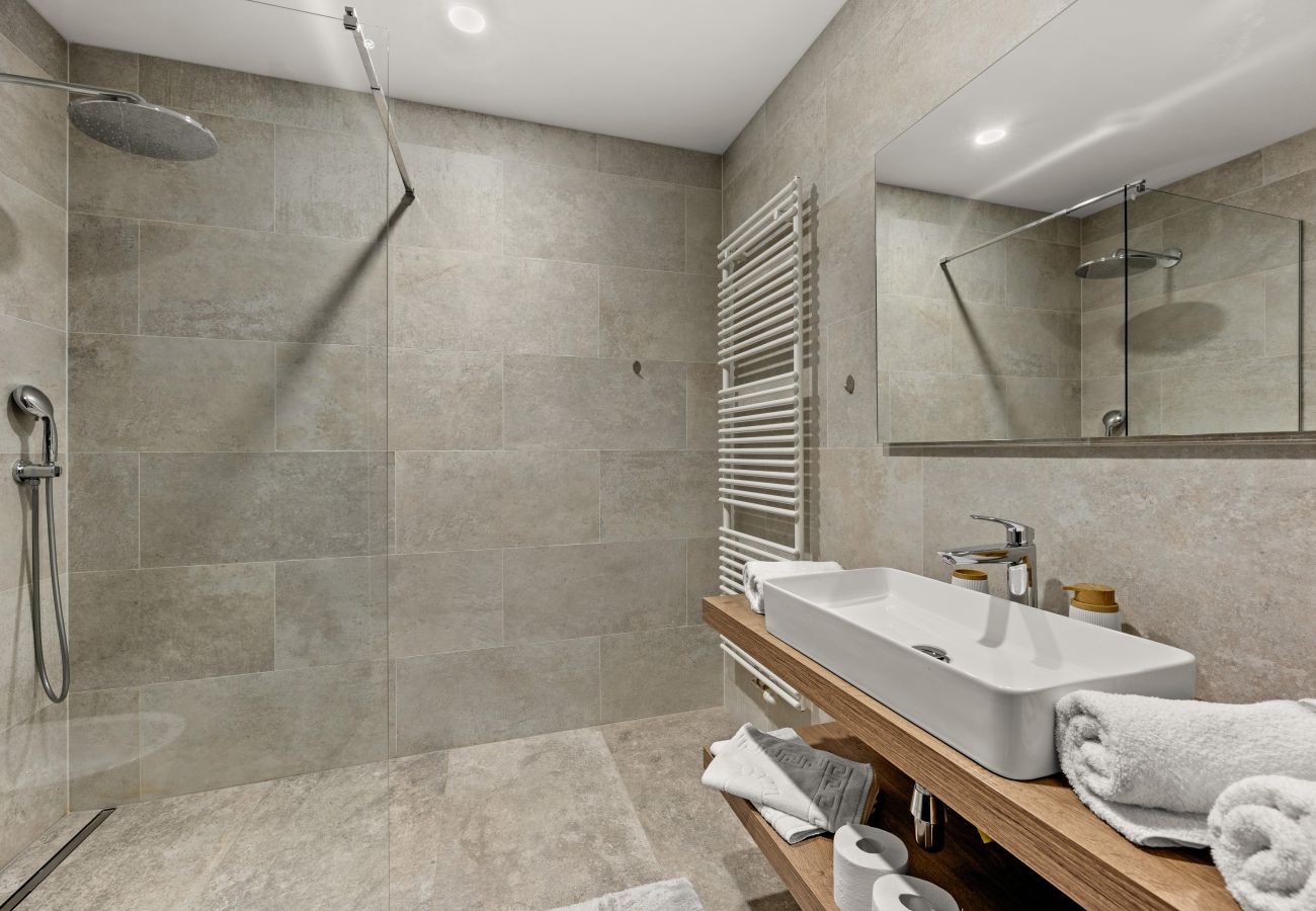 Villa in Brtonigla - Villa Miracle for 5 persons near Novigrad with wellness area, 50 m2 heated pool & sea view