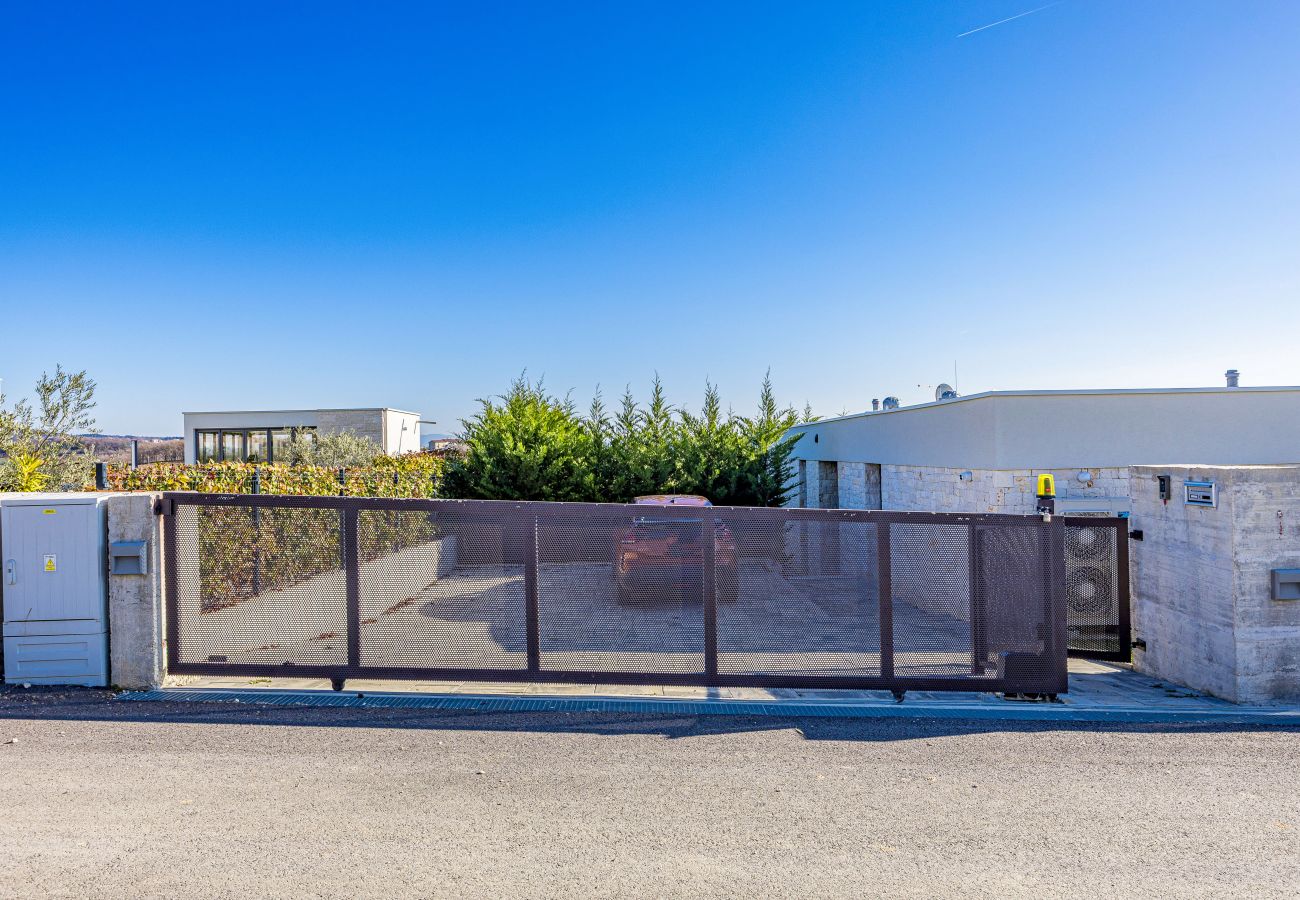 Villa in Brtonigla - Villa Miracle for 5 persons near Novigrad with wellness area, 50 m2 heated pool, sea view & kids playground