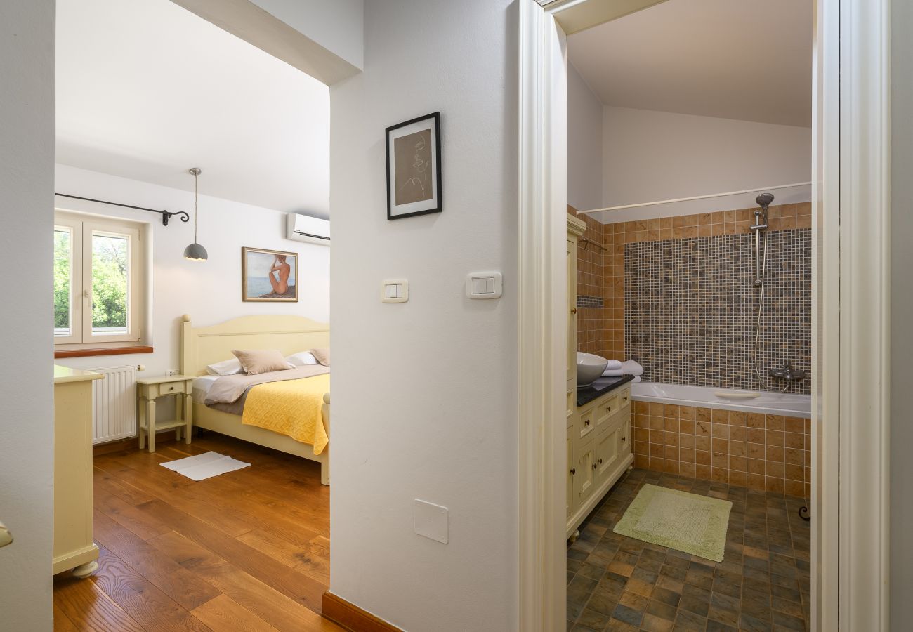 Villa in Prodol - Villa Lipa