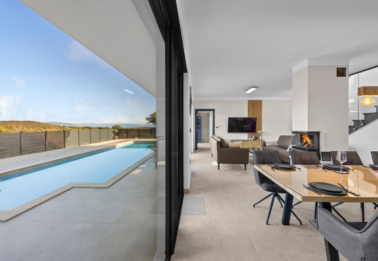 Villa in Ližnjan - Villa Malena near Medulin for 8 persons with 51 m2 heated pool, wellness & beautiful sea view