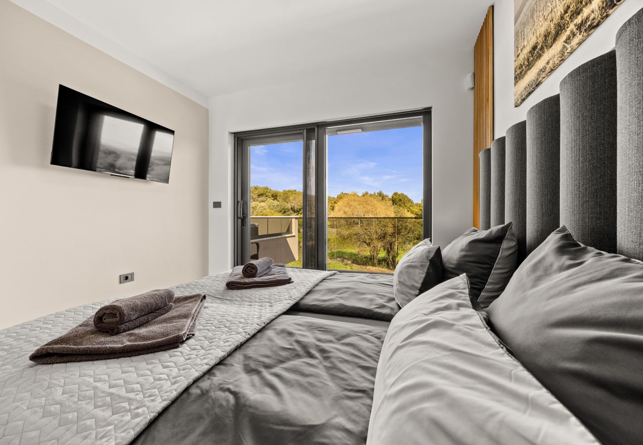 Villa in Ližnjan - Villa Malena near Medulin for 8 persons with 51 m2 heated pool, wellness & beautiful sea view