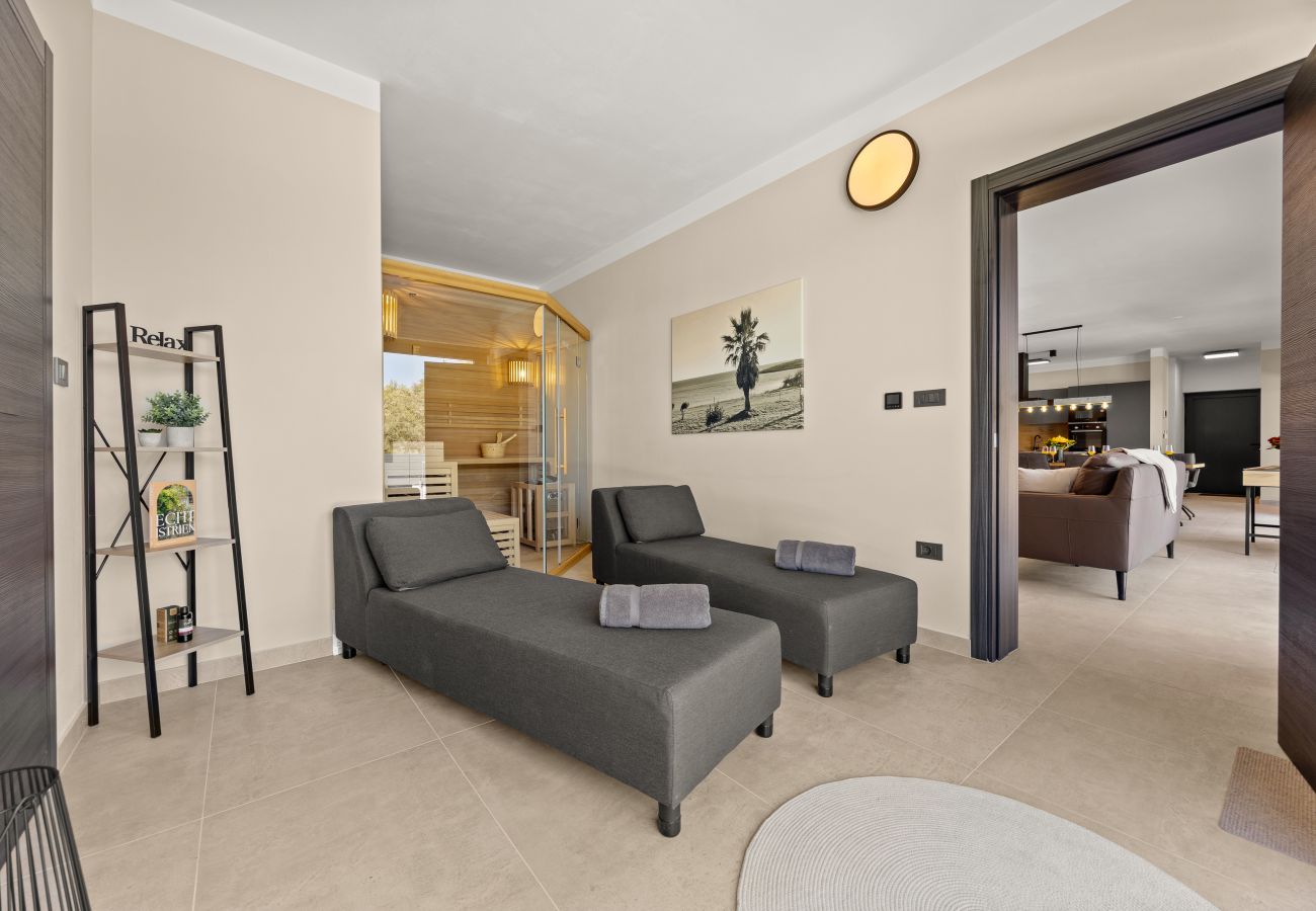 Villa in Ližnjan - Villa Malena near Medulin for 8 persons with 51 m2 heated pool, wellness & beautiful sea view