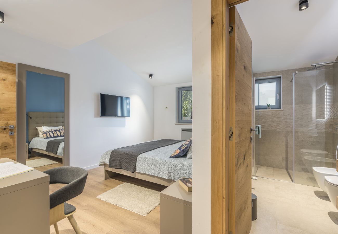 Villa in Mali Golji - Villa Aurelia near Labin for 9 persons with heated 60 m2 pool, wellness & kids playground