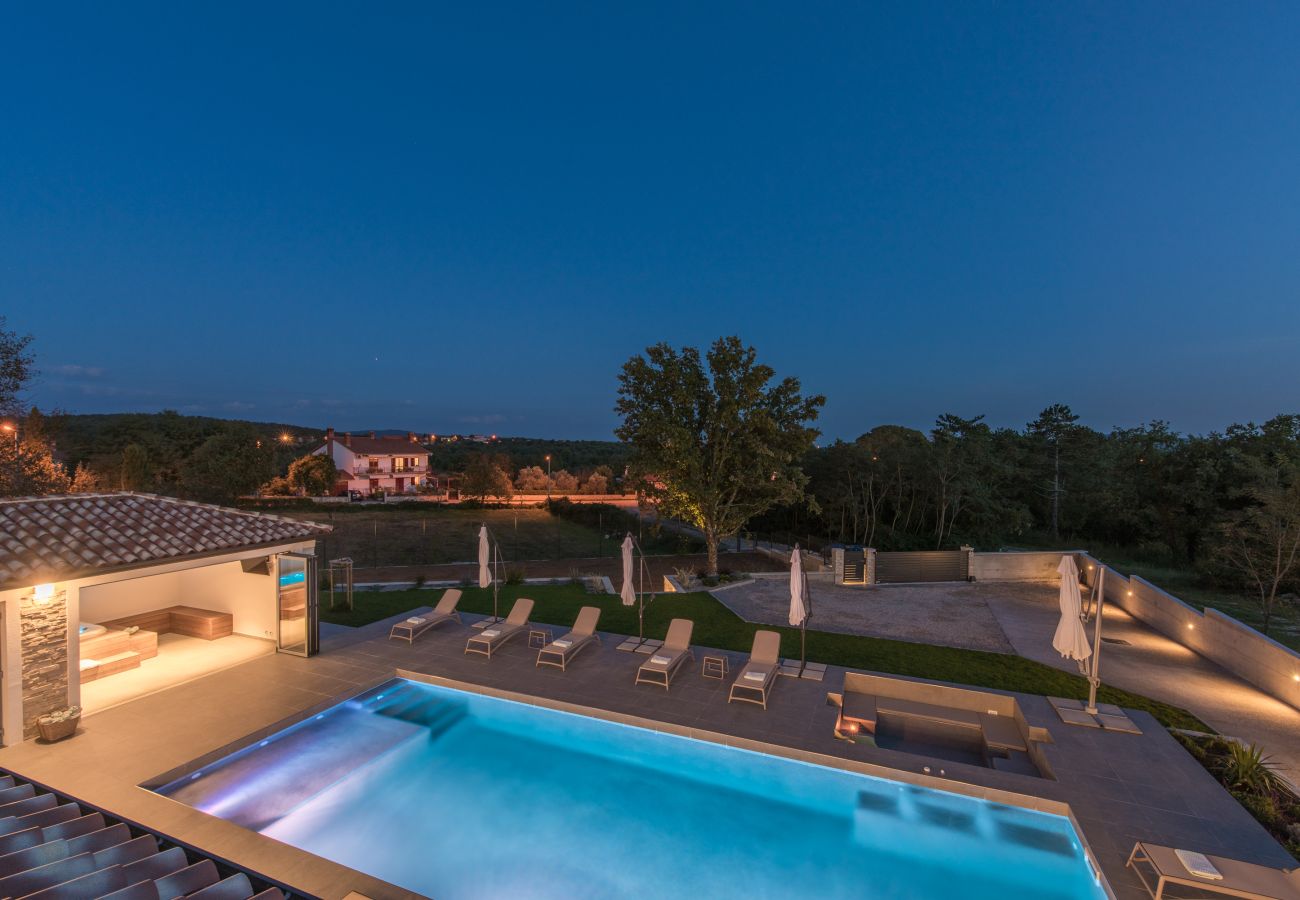 Villa in Mali Golji - Villa Aurelia near Labin for 9 persons with heated 60 m2 pool, wellness & kids playground