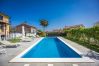 Villa in Jadreški - Villa Tramontana near Pula for 6 persons with 30m2 private pool 