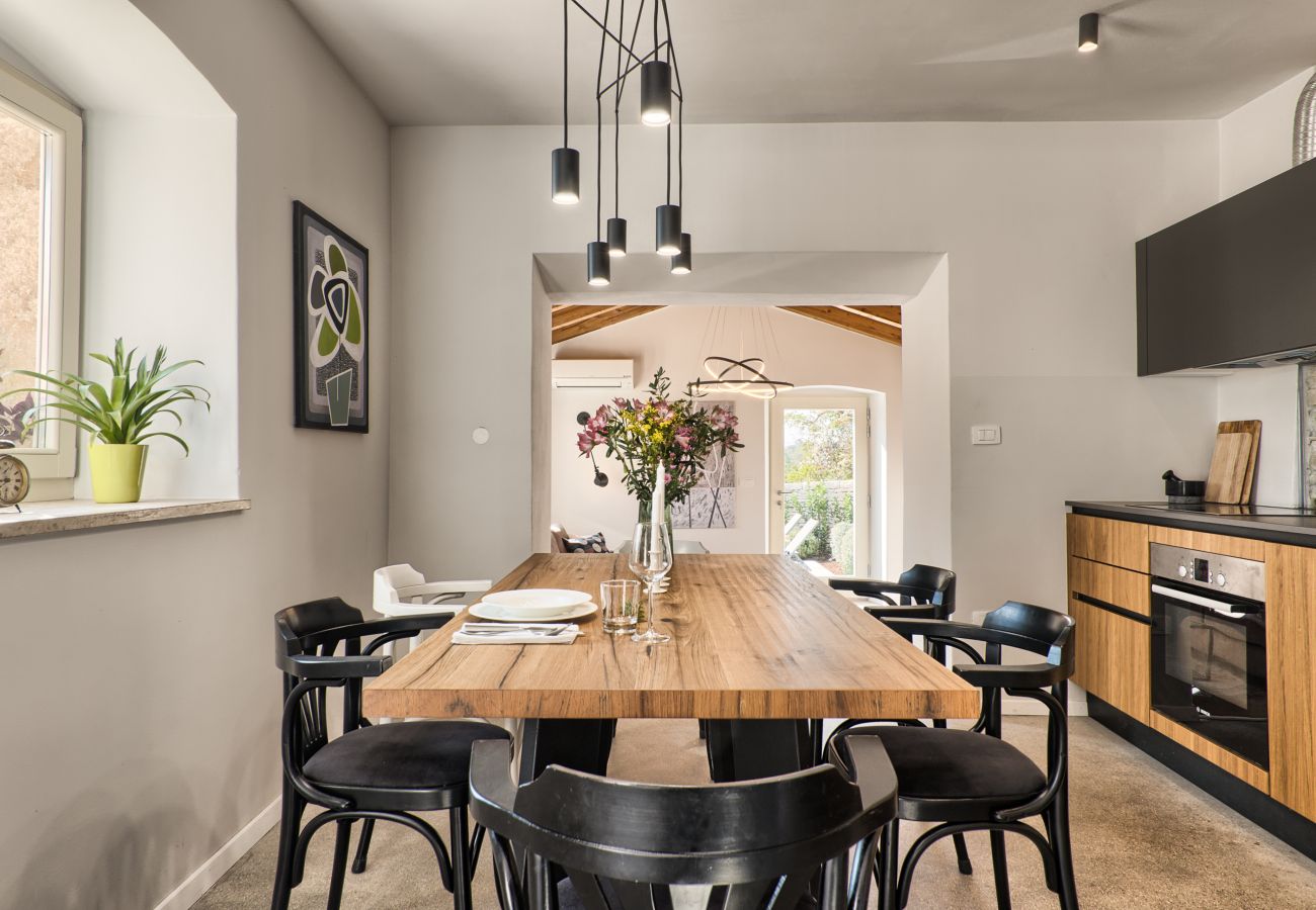 Villa in Kurili - Charming Villa Spirit of Istria near Rovinj for 6 persons with 32 m2 private pool & jacuzzi