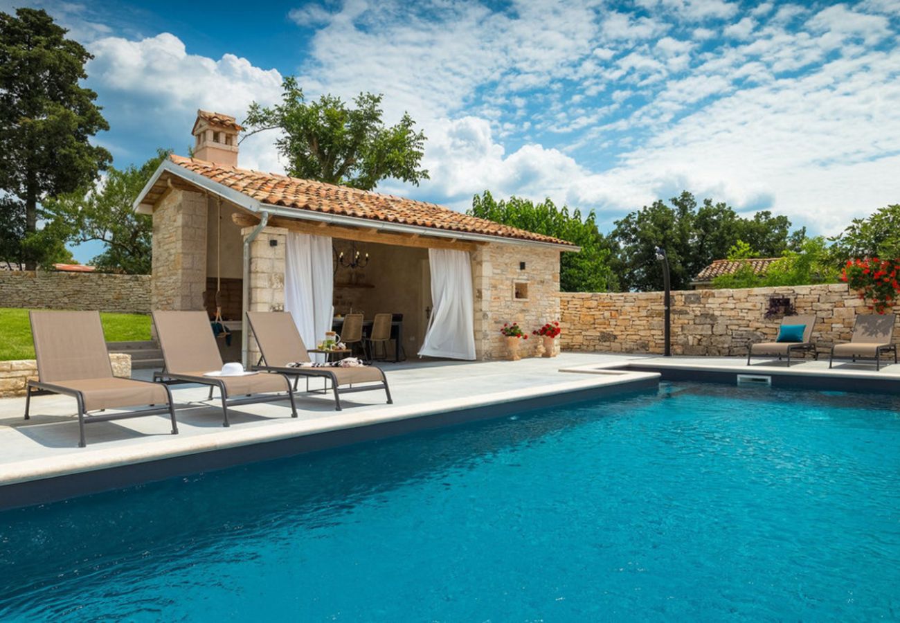 Villa in Kurili - Villa Kurili No14 near Rovinj for 7 persons with 34 m2 private pool & jacuzzi