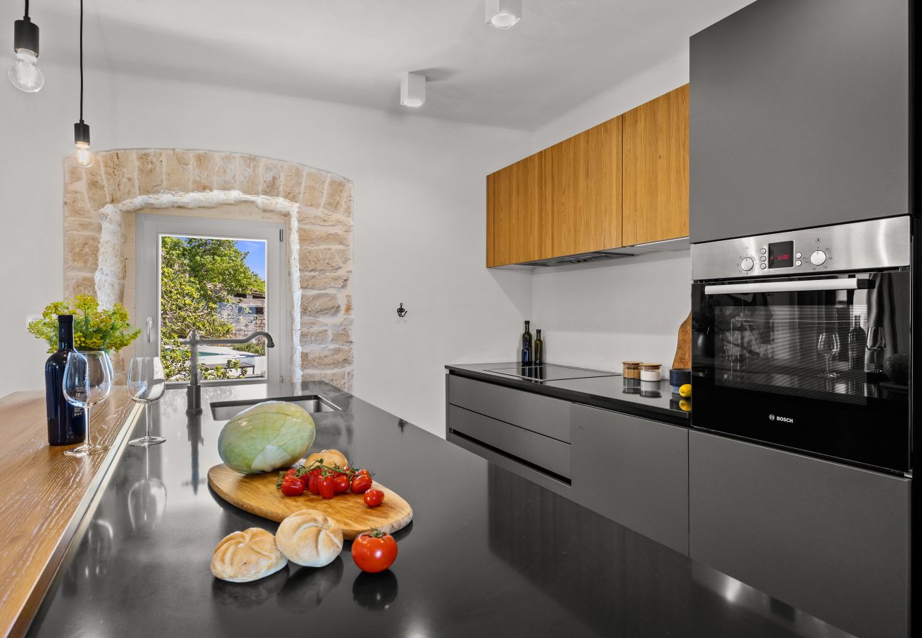 Villa in Kurili - Villa Kurili No14 near Rovinj for 7 persons with 34 m2 private pool & jacuzzi