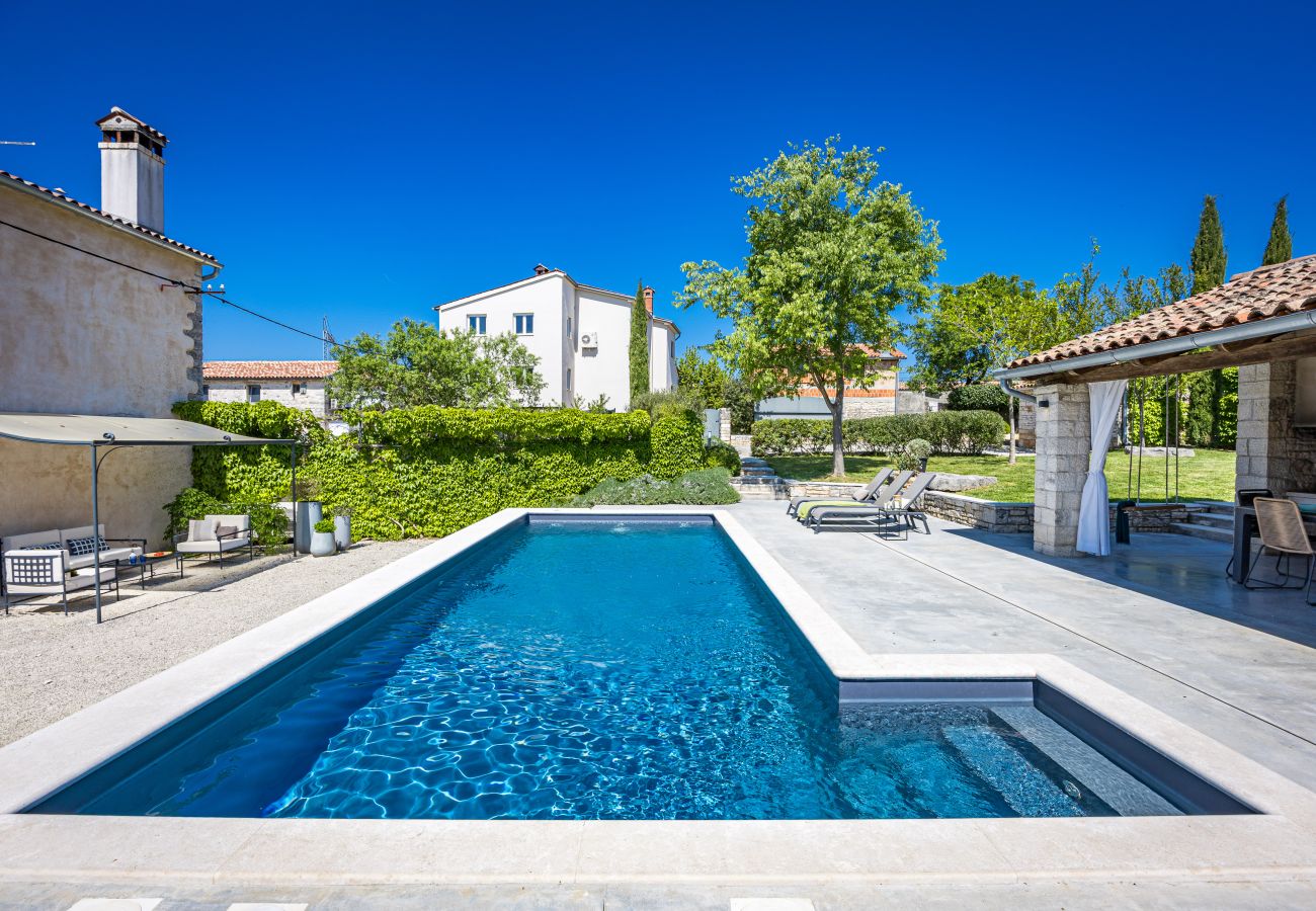 Villa in Kurili - Villa Kurili No14 near Rovinj for 7 persons with 34 m2 private pool & jacuzzi