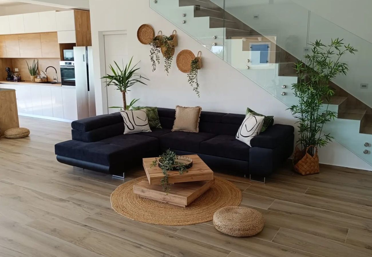 Villa in Pomer - Villa Pergosa near Medulin for 8 persons with 38 m2 pool, sea view - only 200 meters from beach