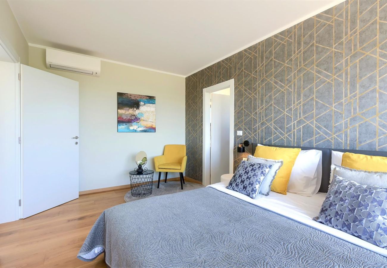 Villa in Rakalj - Villa Hedone in Rakalj for 6+2 persons with 45 m2 heated pool, wellness & recreational amenities