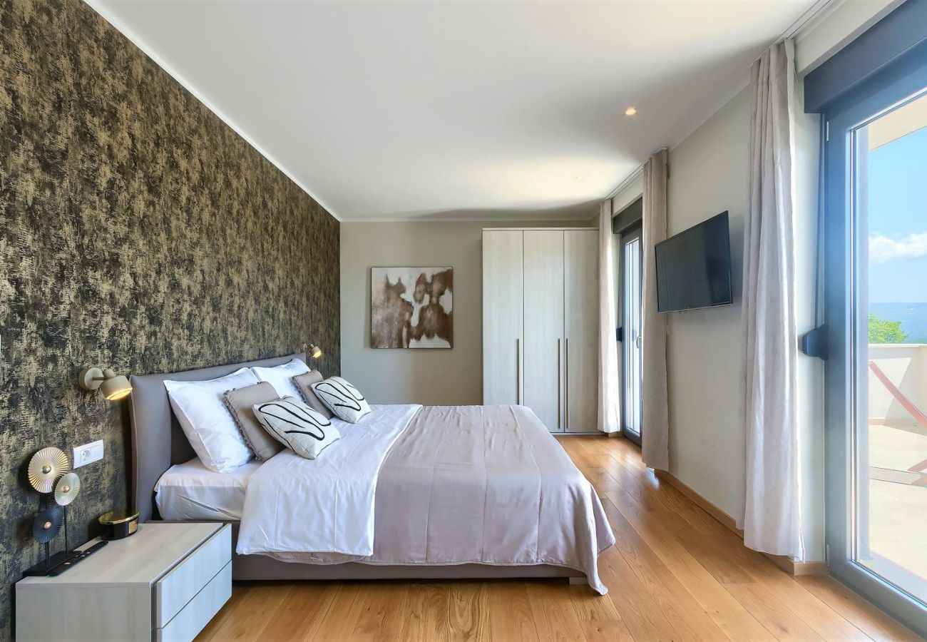 Villa in Rakalj - Villa Hedone in Rakalj for 6+2 persons with 45 m2 heated pool, wellness & recreational amenities