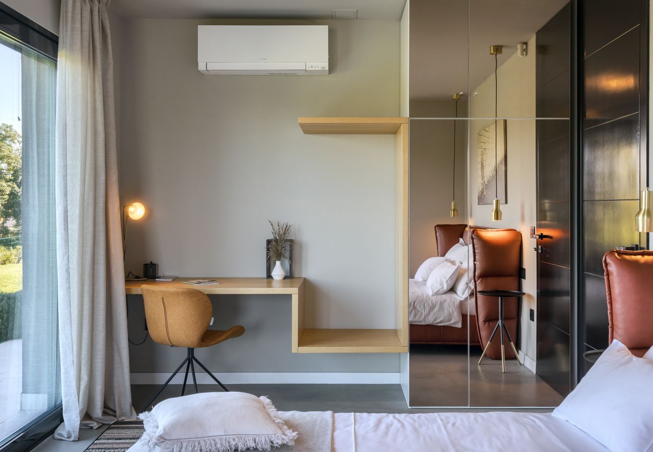 Villa in Brajkovici - Villa Ox in Central Istria for 14 persons with 56 m2 heated pool, kids playground & large garden