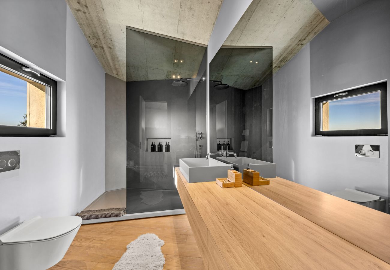 Villa in Pazin - Villa Vista Zamask for 7 persons near Motovun with 60 m2 heated pool, free bikes & panoramic view