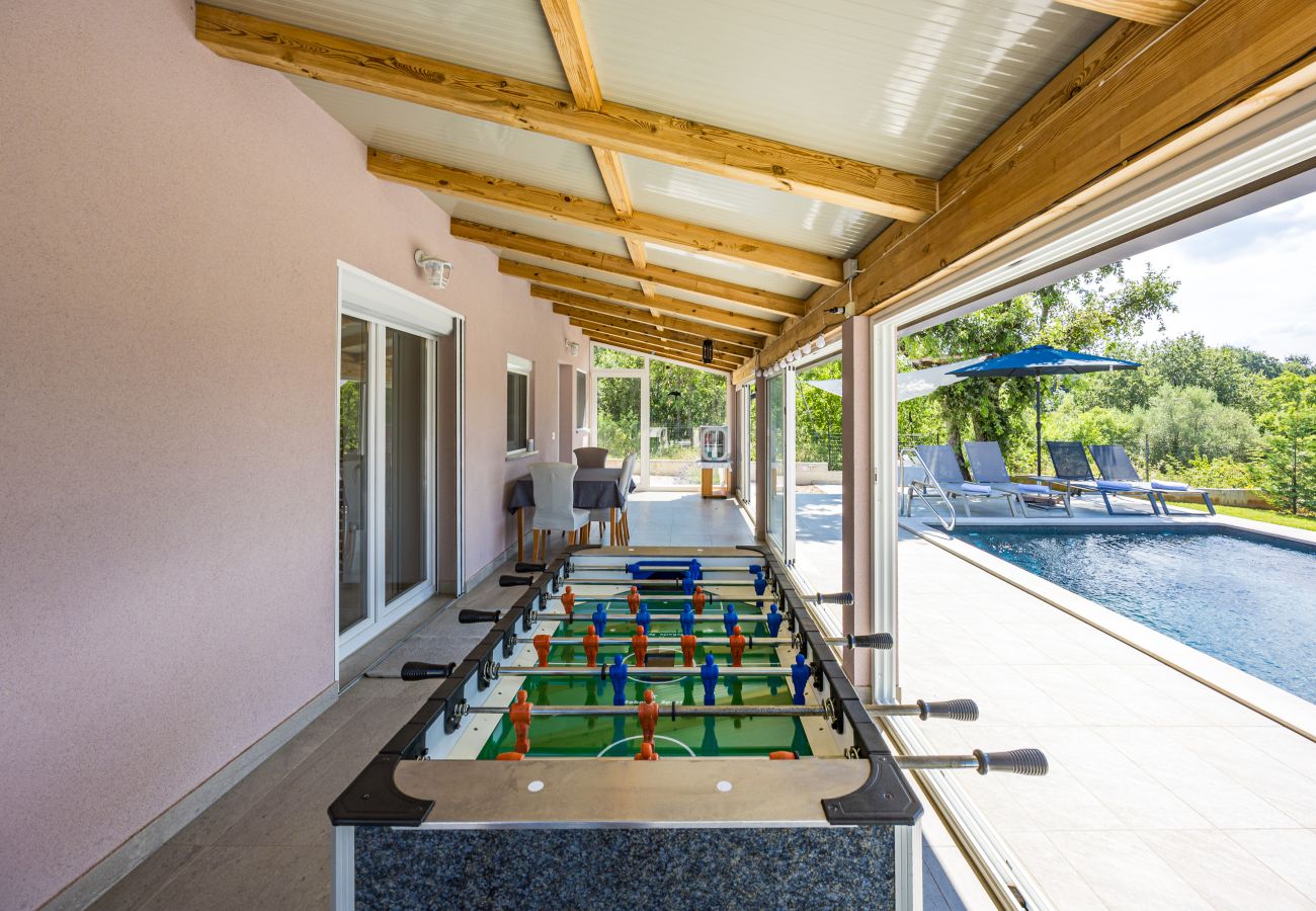 Villa in Nova Vas - Villa Jacky 2 near Poreč for 4 persons with 32 m2 private pool - pet friendly