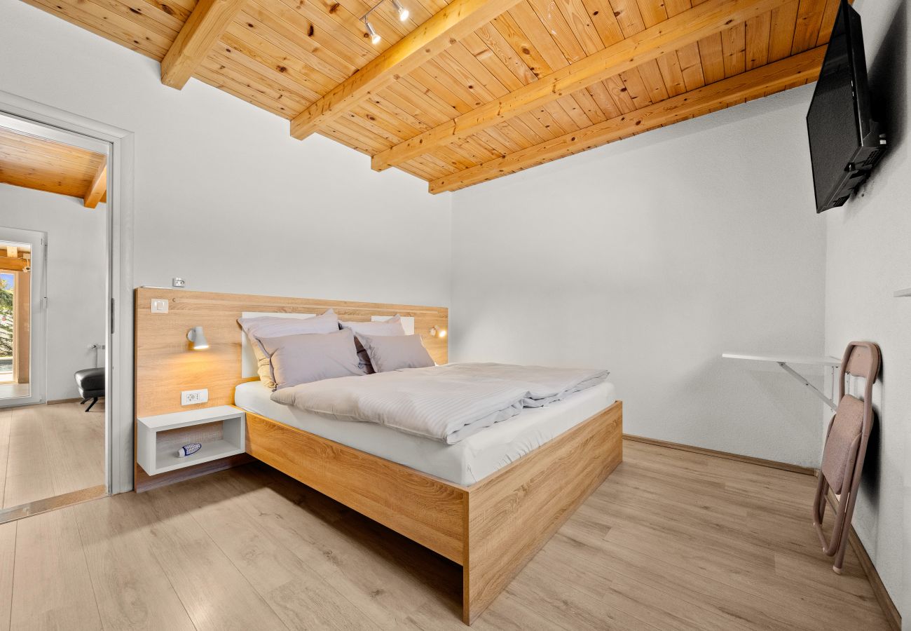 Villa in Nova Vas - Villa Jacky 2 near Poreč for 4 persons with 32 m2 private pool - pet friendly