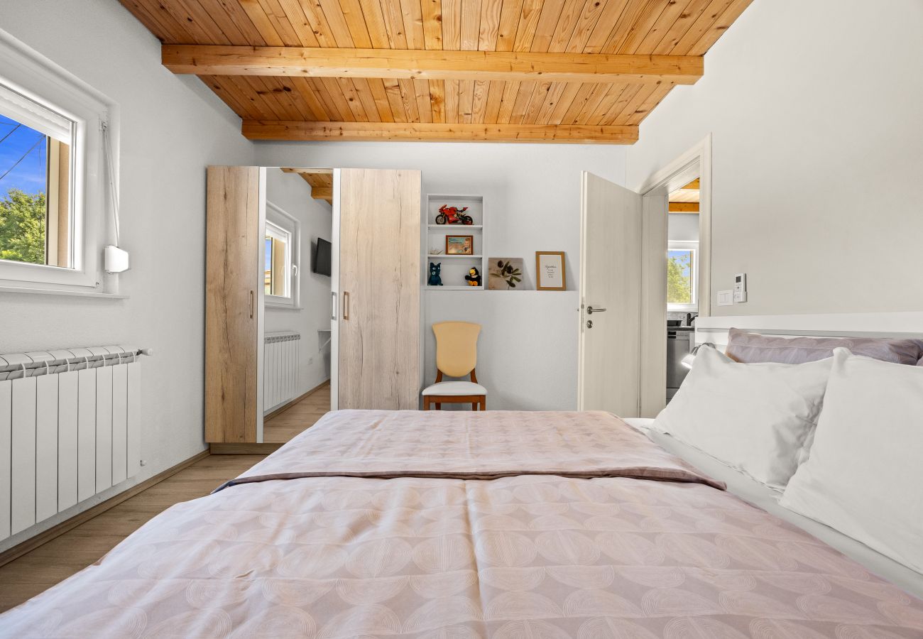 Villa in Nova Vas - Villa Jacky 2 near Poreč for 4 persons with 32 m2 private pool - pet friendly