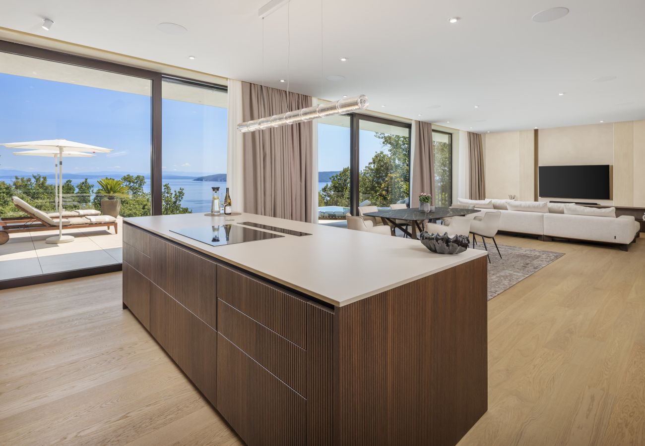 Villa in Mošcenicka Draga - Luxury Villa Ella near Opatija for 6 persons with private 36 m2 heated pool & beautiful sea view