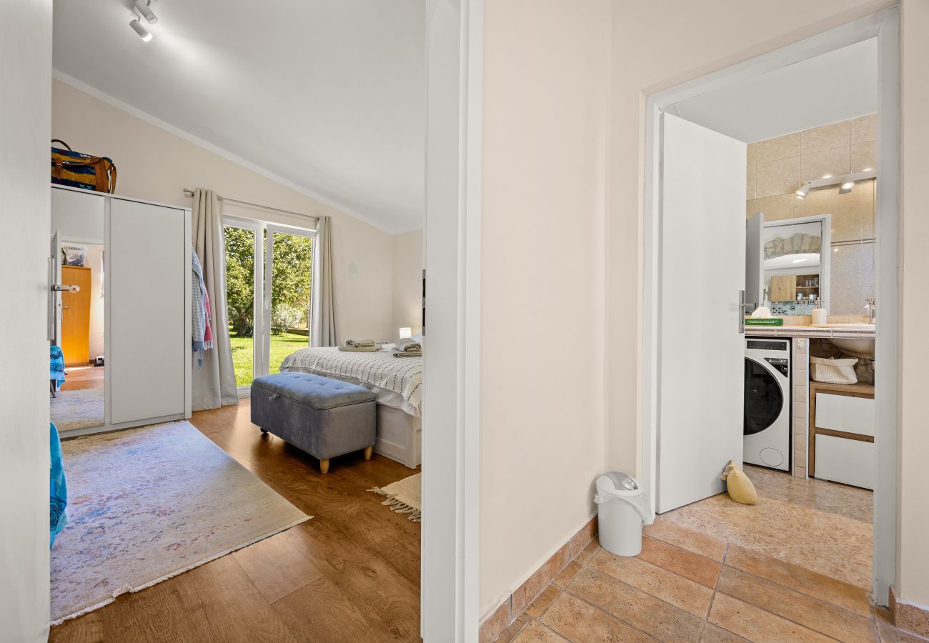 Villa in Vodnjan - Majmajola Garden Villa for 14 persons near Pula with kids playground, sauna & large garden