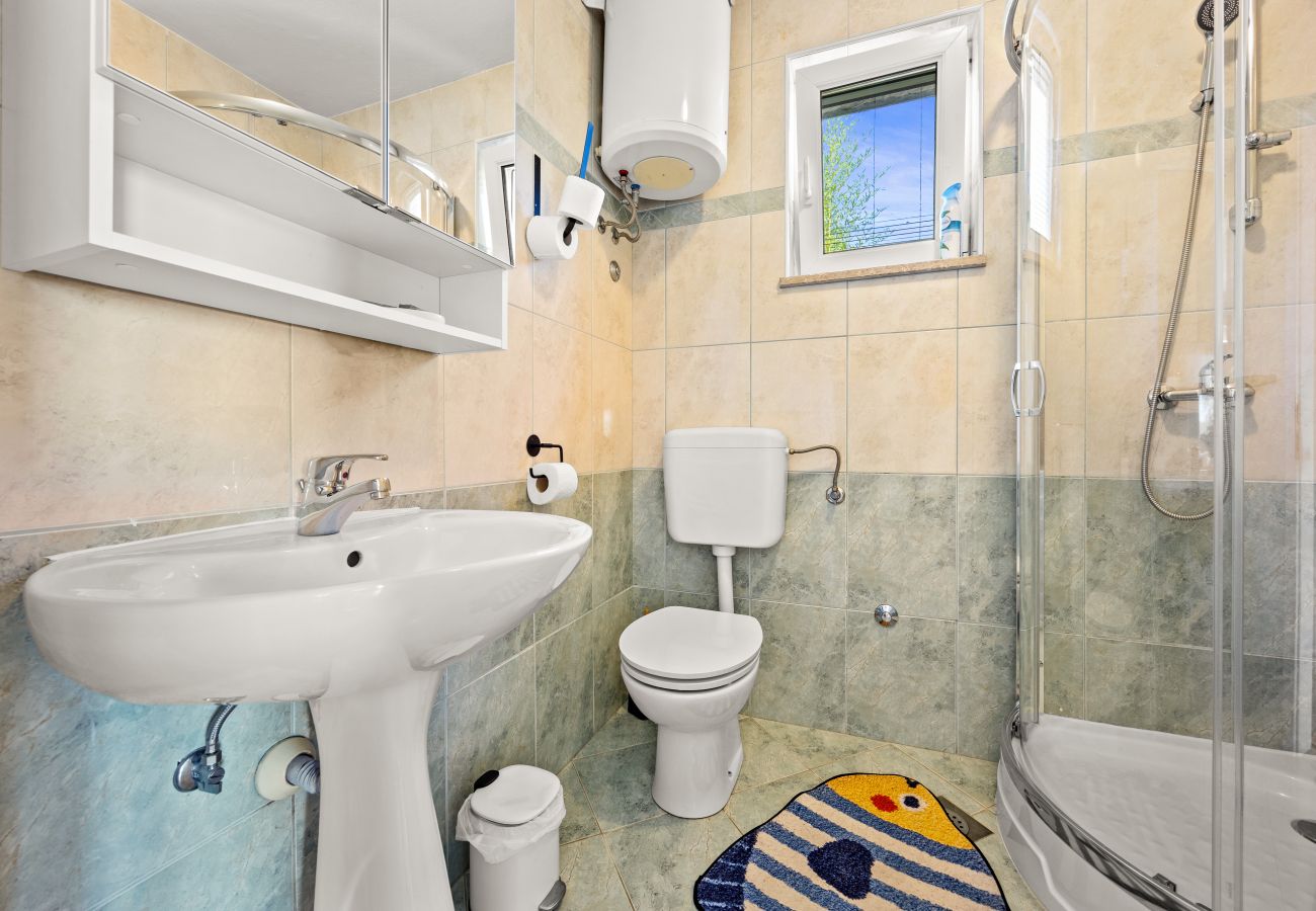 Villa in Vodnjan - Majmajola Garden Villa for 14 persons near Pula with kids playground, sauna & large garden