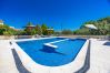 Villa in Vodnjan - Majmajola Garden Villa for 14 persons near Pula with kids playground, sauna & large garden