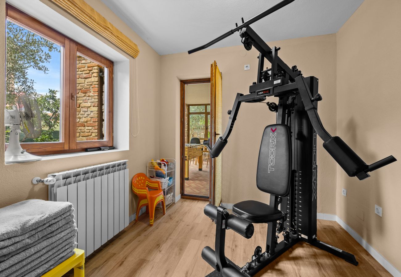 Вилла на Višnjan - Villa Bucks near Poreč for 20 persons with Sea View, Whirlpool, Sauna & Fitness