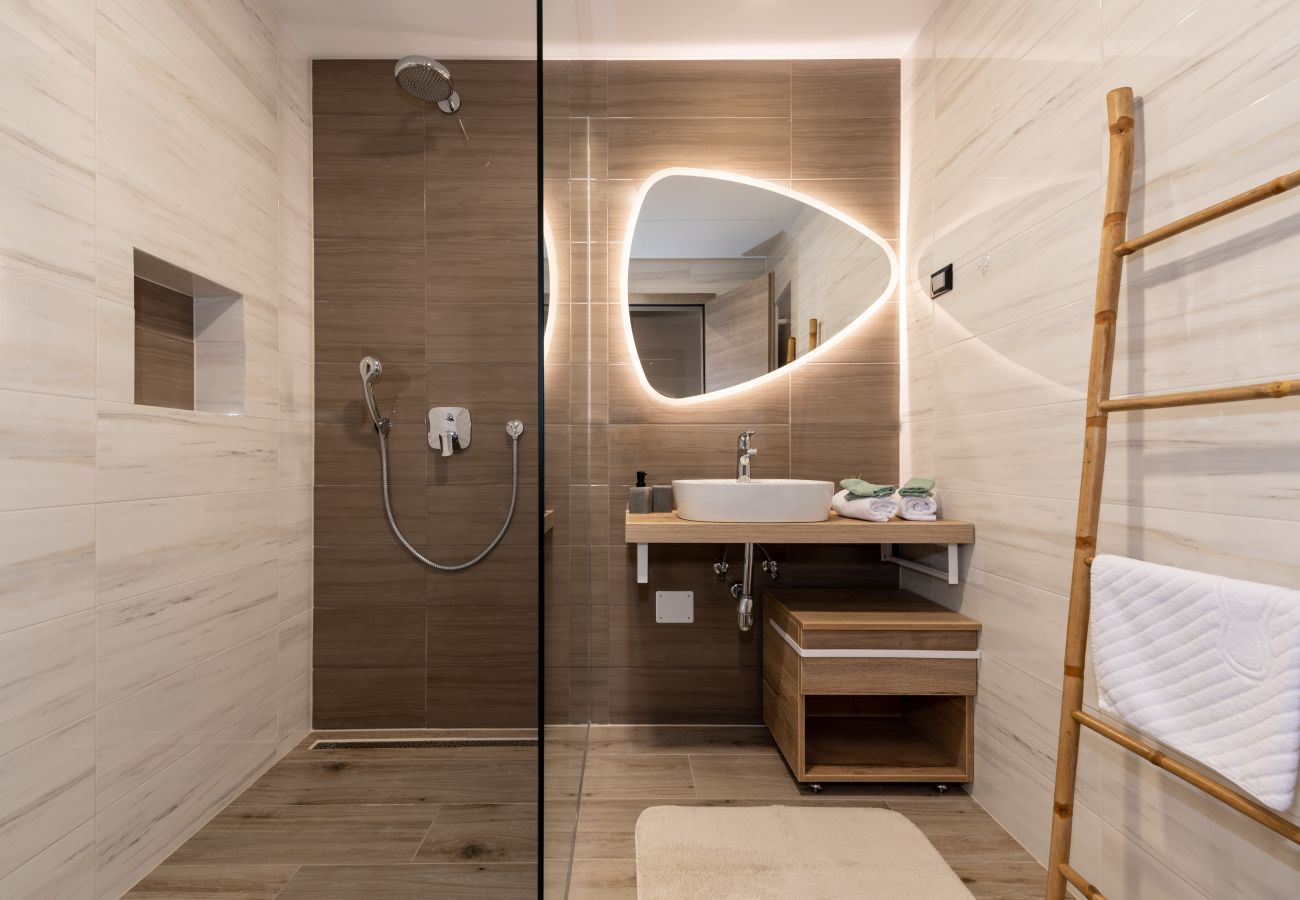 Вилла на Sveta Nedelja - Luxury Villa Callista near Labin with kids playground, fitness and heated pool