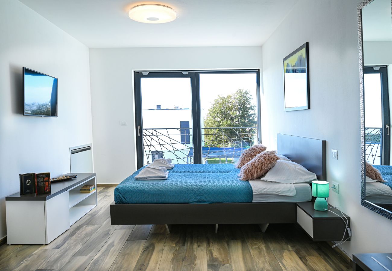 Вилла на Juršici - Villa EmMa Istria in Central Istria with sea view, pool heating and underfloor heating