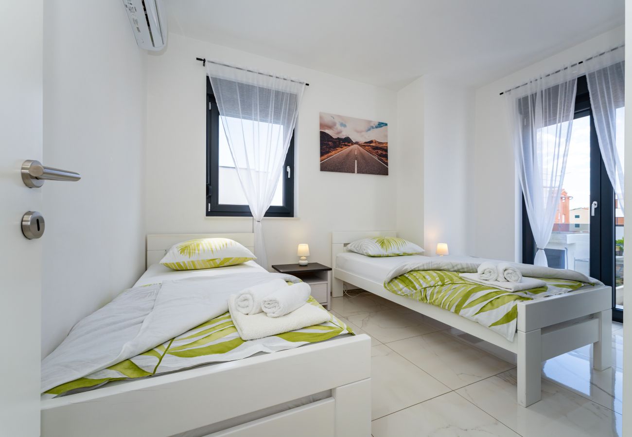 Вилла на Vodice - Villa Essenza Rossa in Vodice only 650 meters from the beach