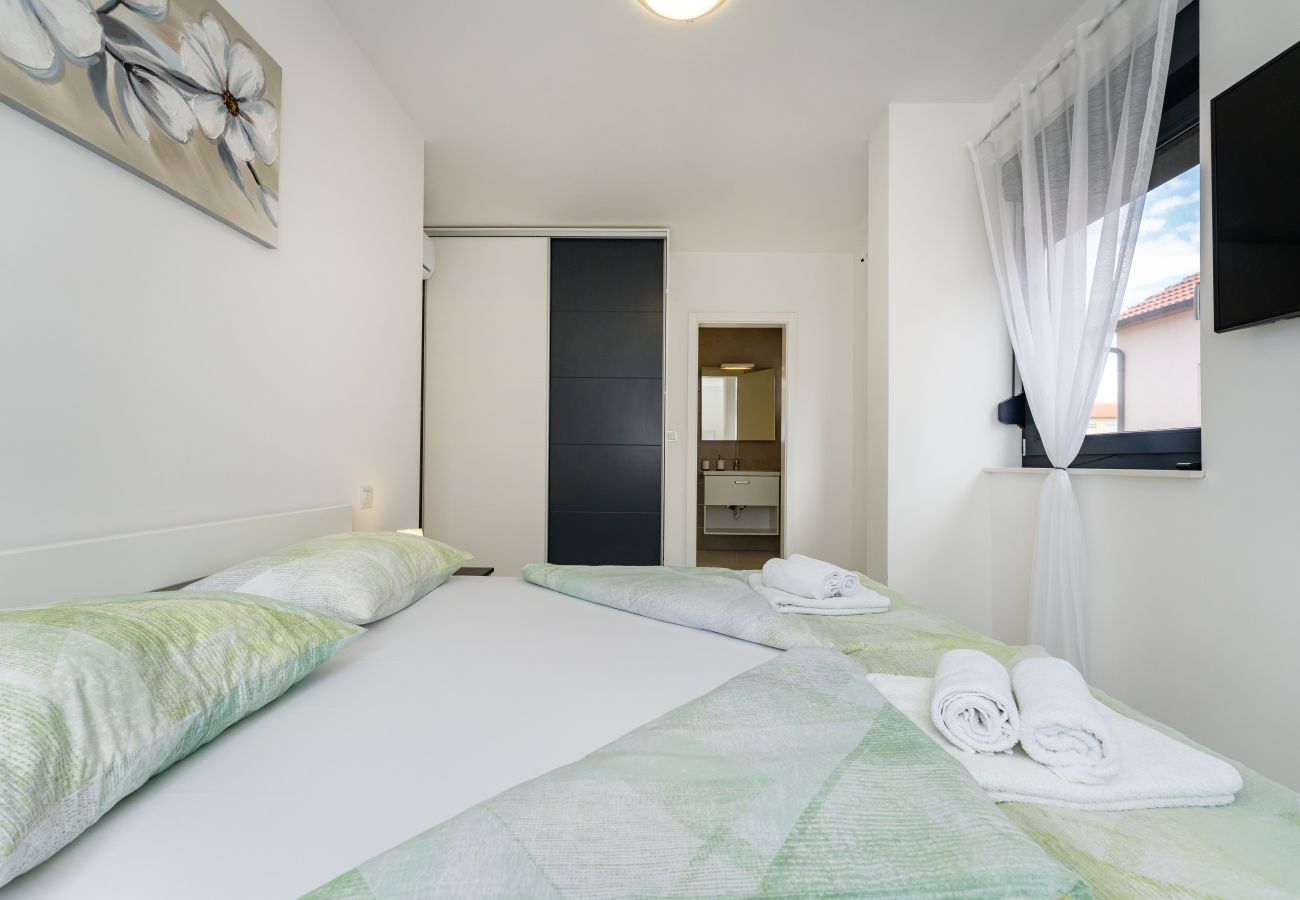 Вилла на Vodice - Villa Essenza Rossa in Vodice only 650 meters from the beach