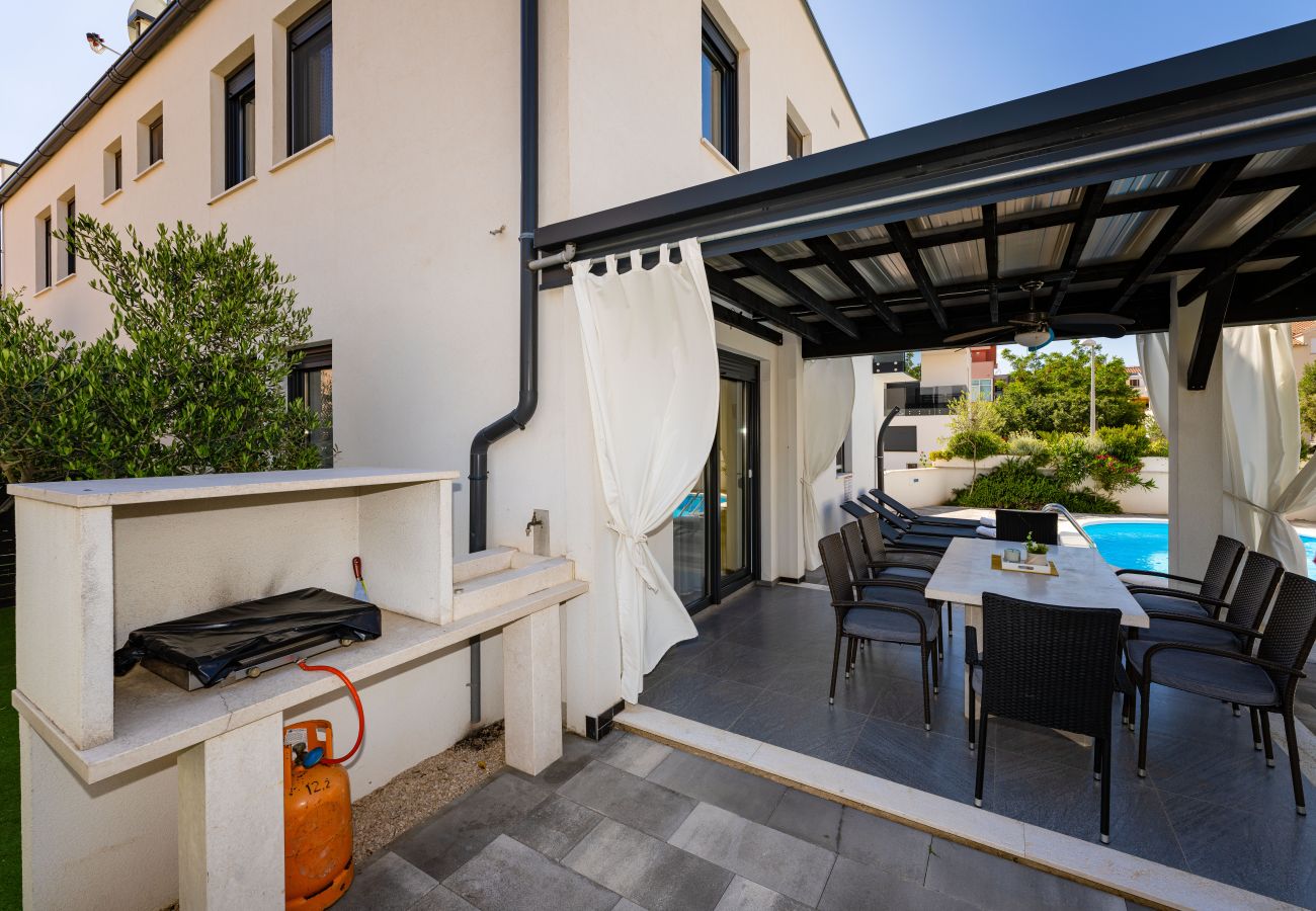 Вилла на Vodice - Villa Essenza Rossa in Vodice only 650 meters from the beach