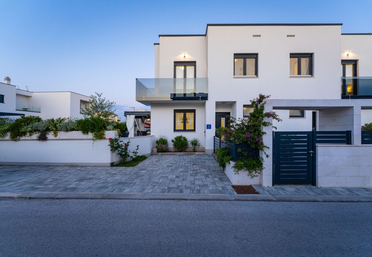 Вилла на Vodice - Villa Essenza Rossa in Vodice only 650 meters from the beach