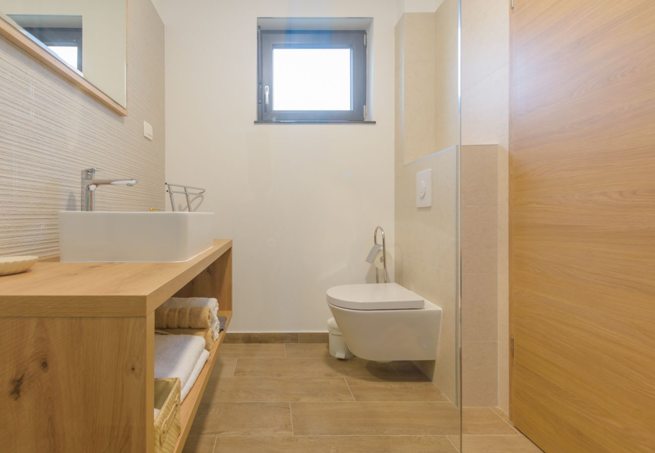 Вилла на Vintijan - Villa Hana near Pula with private 32 m2 pool & only 2 km from the beach