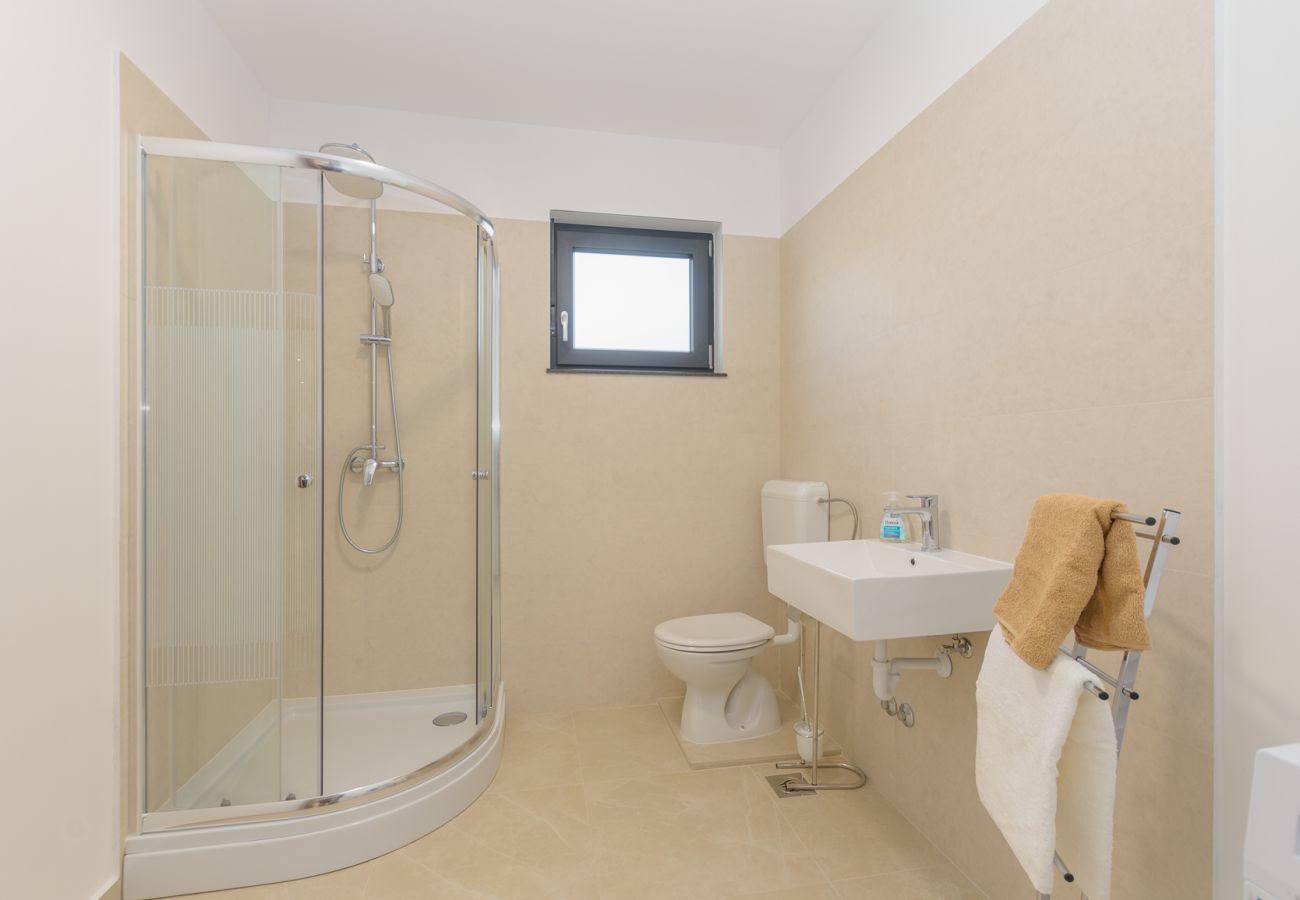 Вилла на Vintijan - Villa Hana near Pula with private 32 m2 pool & only 2 km from the beach