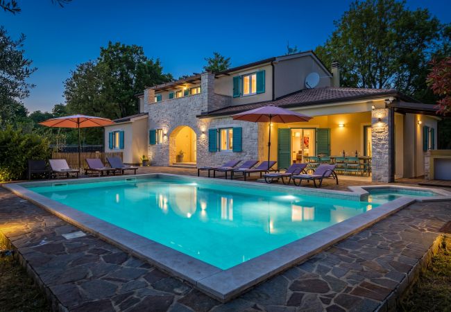 Вилла на Mužini - Villa Martha in Central Istria with private pool - wellness / table tennis for 12 persons