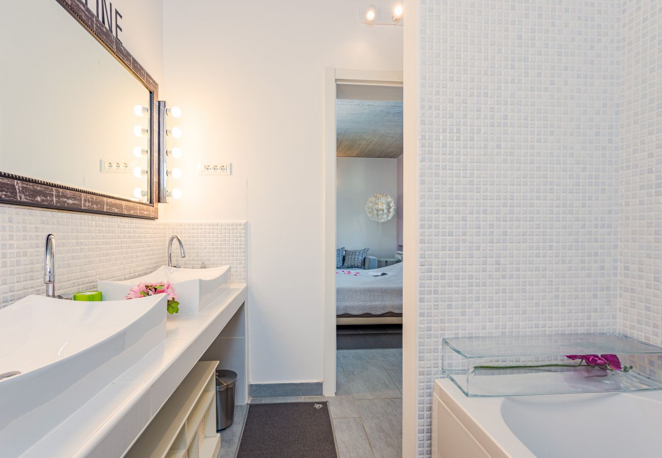 Вилла на Krnica - Villa Windrose for 8 persons near Pula with large garden