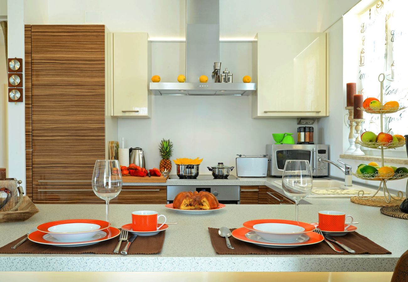 Вилла на Bužinija - Villa Sunset with sea view for 6 persons near Novigrad