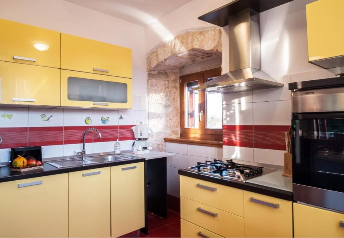 Вилла на Marcana - Casa Menta near Pula for 10 persons - private villa for families & friends with wellness and pool heating