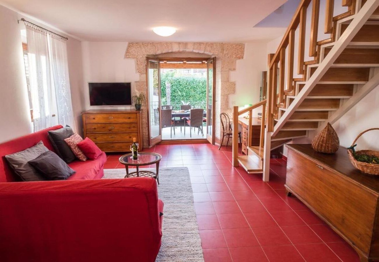 Вилла на Marcana - Casa Menta near Pula for 10 persons - private villa for families & friends with wellness and pool heating