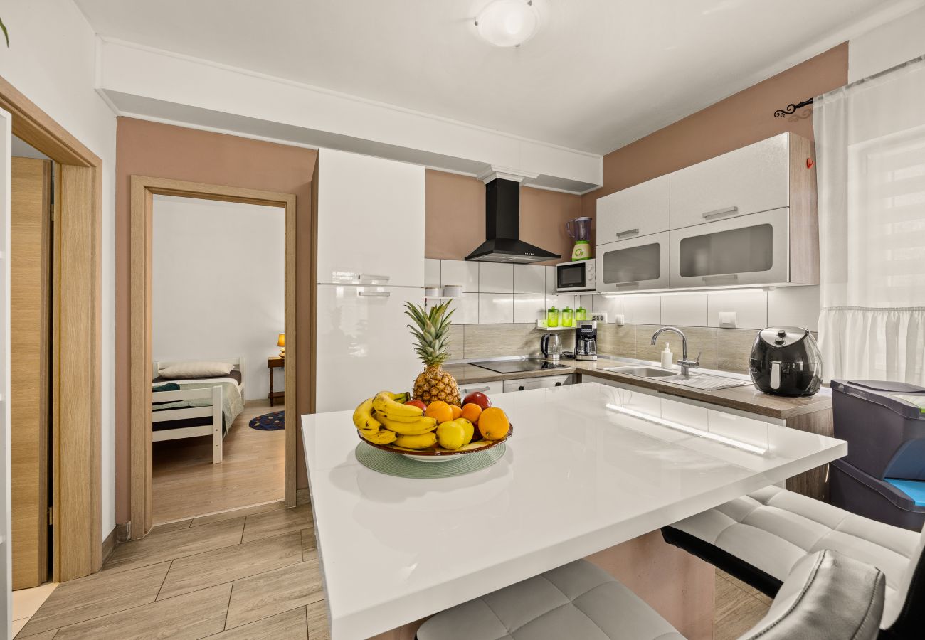 Вилла на Oprtalj - Casa Sara and Sasha near Motovun with private pool - pet friendly truffle paradise