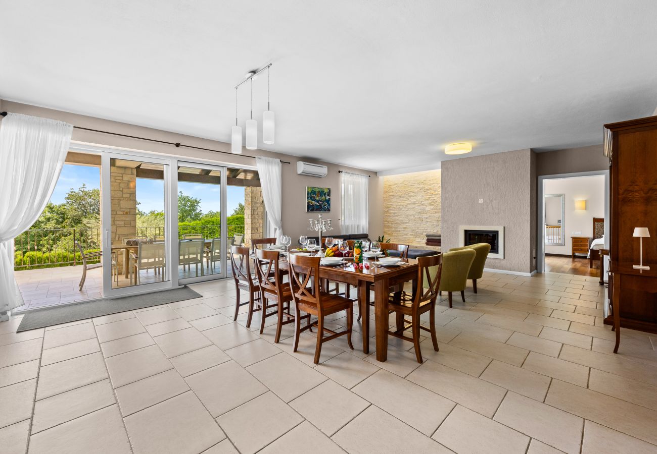 Вилла на Babudri - Villa Babudri near Poreč for 10 people with jacuzzi & spa