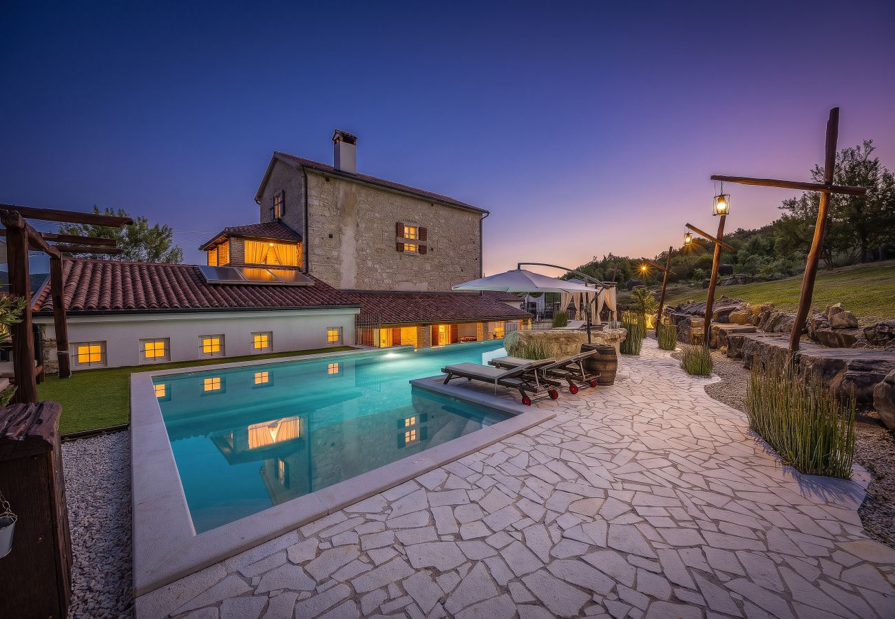 Вилла на Žudetici - Villa Blazeni Miroslav Bulesic in Central Istria for 8 people with private heated pool and sauna